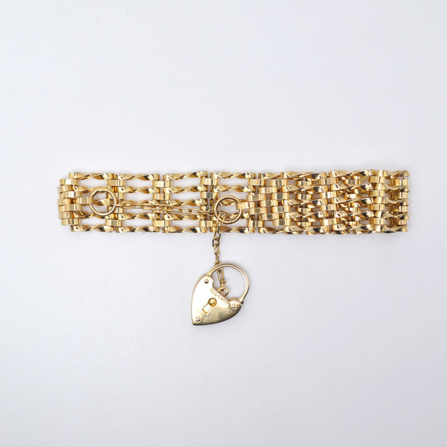 Gate bracelet