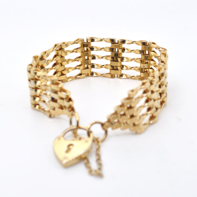 Gate bracelet