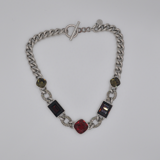 Collar Anne Klein